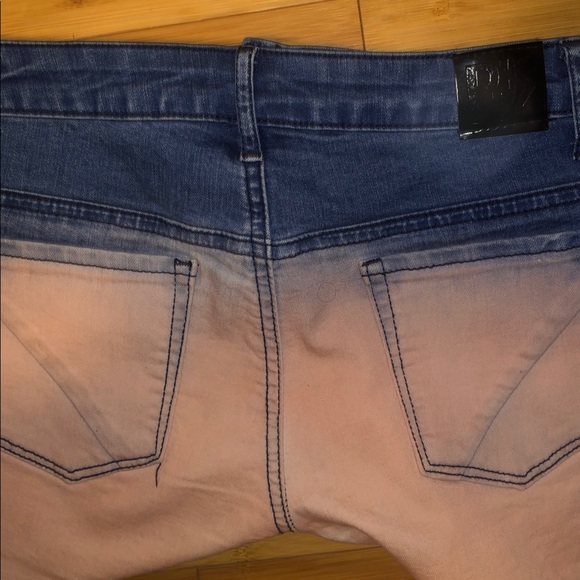 DKNY Tie-Dye/Fade Shorts!! - Picture 3 of 3